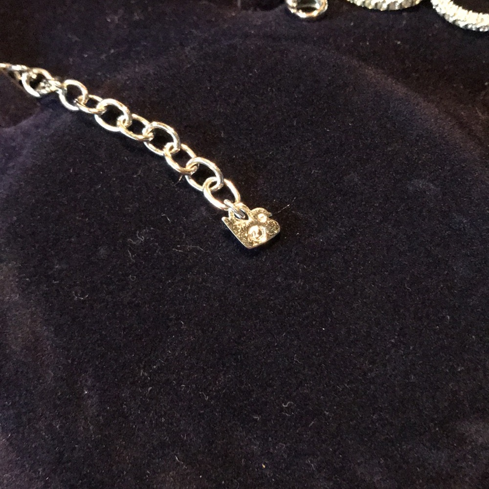 Gorgeous Authentic Signed Swarovski Infinity Necklace with earrings set.With box - Picture 10 of 11